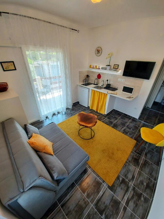 Stambuk * Jelsa (Hvar)